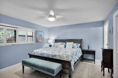 601 W Ocean Drive #302, Key Colony FL - photo 19 of 38