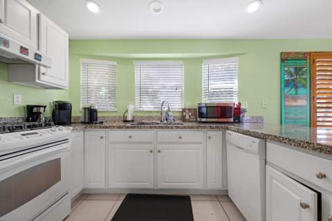 692 Blackbeard Road, Little Torch Key FL - photo 16 of 63