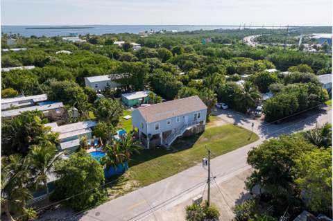 31315 Avenue B, Big Pine Key FL - photo 12 of 35