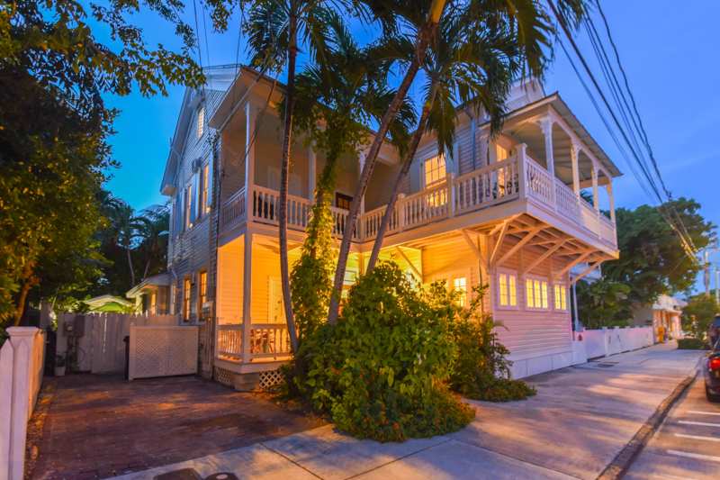 7 bedroom Single Family Residence at 923 Fleming Street, Key West, Key West — photo 1
