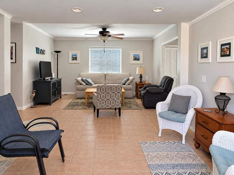 3 bedroom Single Family Residence at 29324 Coconut Palm Drive, Eden Pines Colony (29.0), Big Pine Key — photo 3