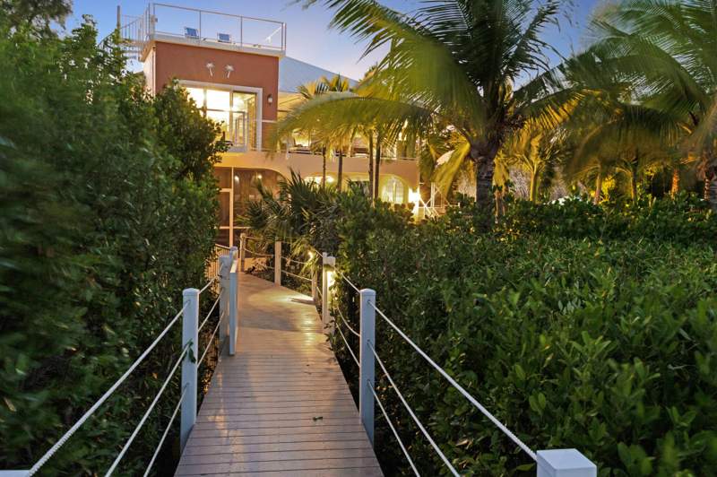 3 bedroom Single Family Residence at 733-743 Trinidad Lane, Windward Beach Est (28.5), Little Torch Key — photo 4