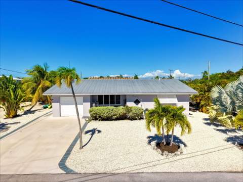 30371 Warbler Lane, Big Pine Key FL - photo 8 of 55