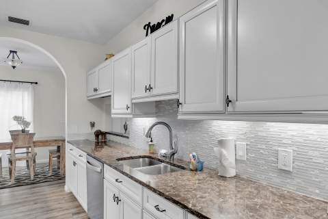 341 9Th Street, Key Colony FL - photo 14 of 38