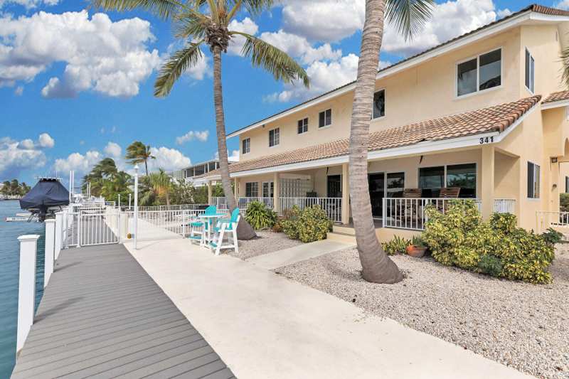 3 bedroom Half Duplex at 341 9Th Street, Key Colony Bch 1st Addn Amd Plat (53.5), Key Colony — photo 1