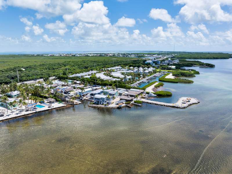 1 bedroom Mobile Home at 84961 Old Highway #28, Galen Beach (85.0), Windley Key — photo 4