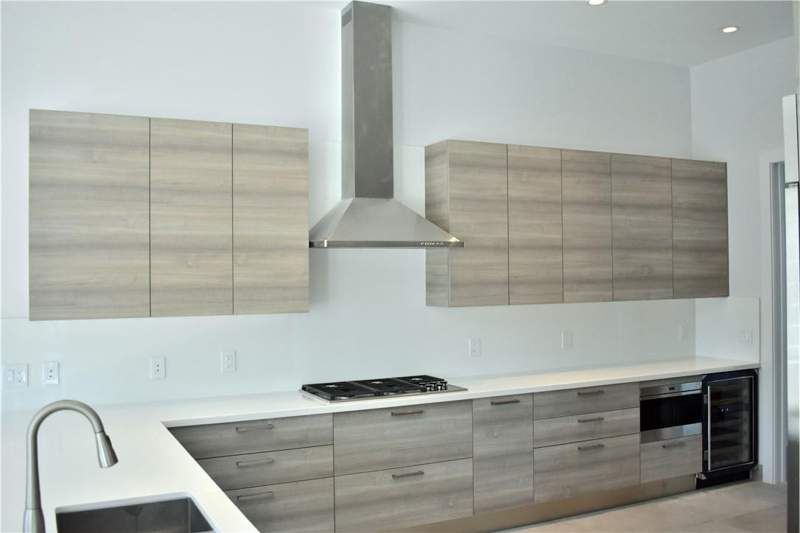 5 bedroom Single Family Residence at 5716 Ashwood Circle, Preserve At Emerald Hills, Hollywood — photo 2
