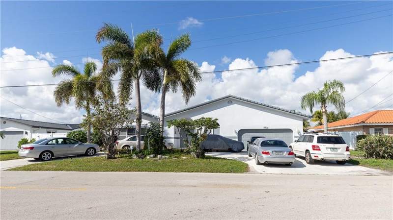 3 bedroom Single Family Residence at 4031 NE 27th Terrace, Venetian Isles 2nd Sec 45, Lighthouse Point — photo 2