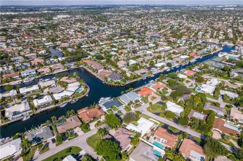 4031 NE 27th Terrace, Lighthouse Point FL - photo 7 of 17