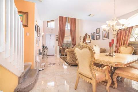 7635 19th Court, Pembroke Pines FL - photo 7 of 24