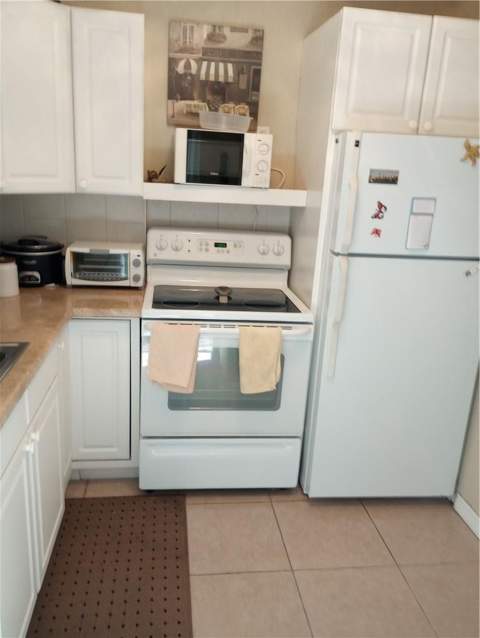 5131 W Oakland Park Boulevard #107, Lauderdale Lakes FL - photo 7 of 12