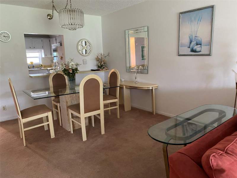 2 bedroom Condominium at 811 S Hollybrook Drive #203, Hollybrook Golf & Tennis, Pembroke Pines — photo 4