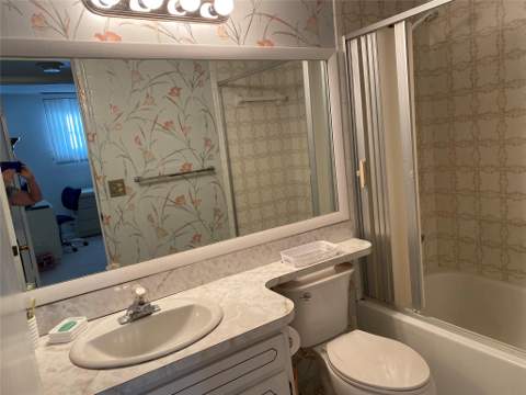 811 S Hollybrook Drive #203, Pembroke Pines FL - photo 18 of 20