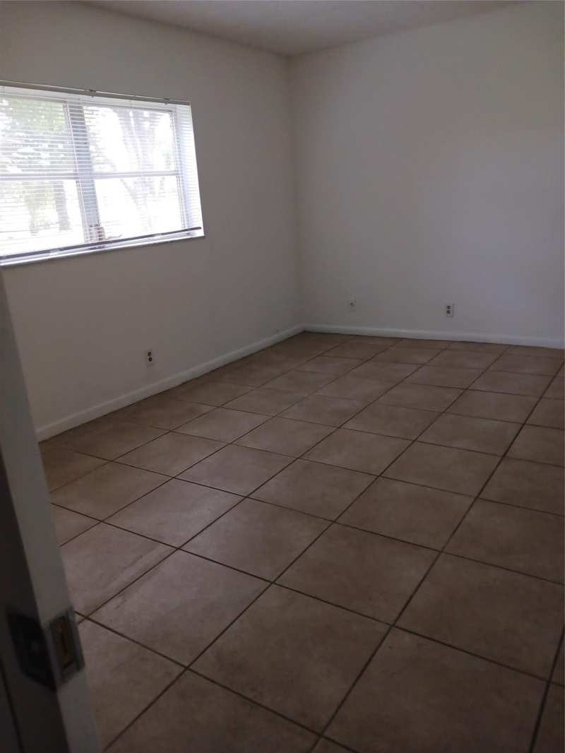 2 bedroom Condominium at 7605 W Atlantic Boulevard #106, Oriole Gardens Phase 1, Margate — photo 1