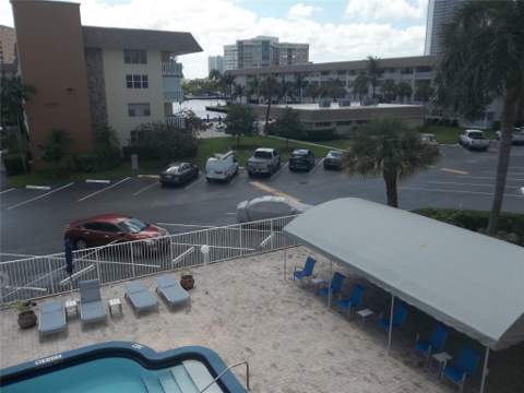 1893 S Ocean Drive #302, Hallandale Beach FL - photo 10 of 12