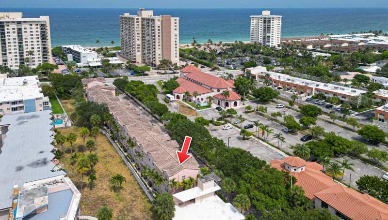 2 bedroom Townhouse at 2005 Oceanwalk Terrace #300, The Reserve At Ocean Walk, Pompano Beach — photo 2