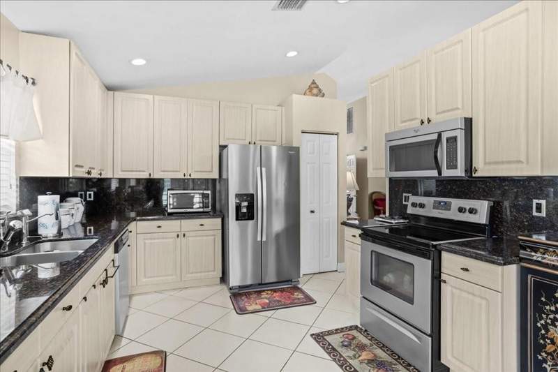 3 bedroom Single Family Residence at 6358 Westchester Club Drive, Enclave At Westchester, Boynton Beach — photo 4