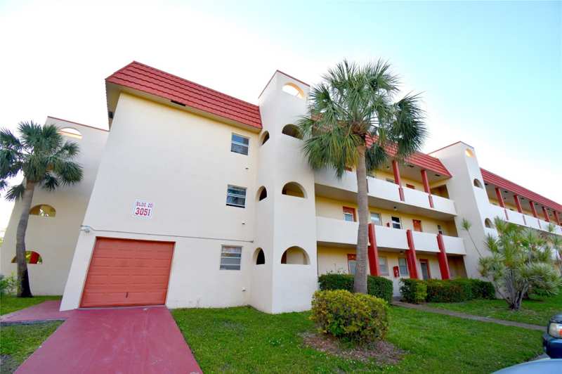 2 bedroom Condominium at 3051 Sunrise Lakes Drive #311, Sunrise Lakes Phase 1, Sunrise — photo 1