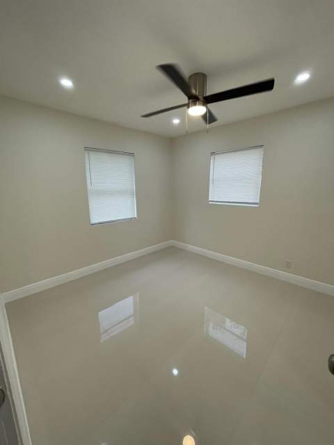 1809 NW 13th Court, Fort Lauderdale FL - photo 9 of 14