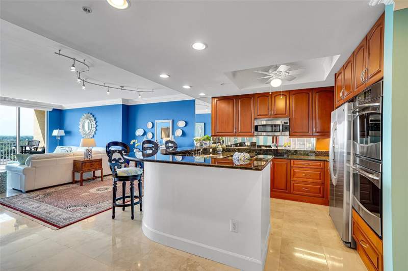2 bedroom Condominium at 821 N Riverside Drive #Ph2, Riverside Grande Condo, Pompano Beach — photo 4