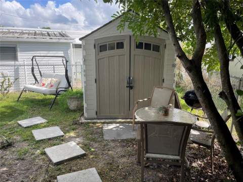 8670 SW 18th Court, Davie FL - photo 18 of 23