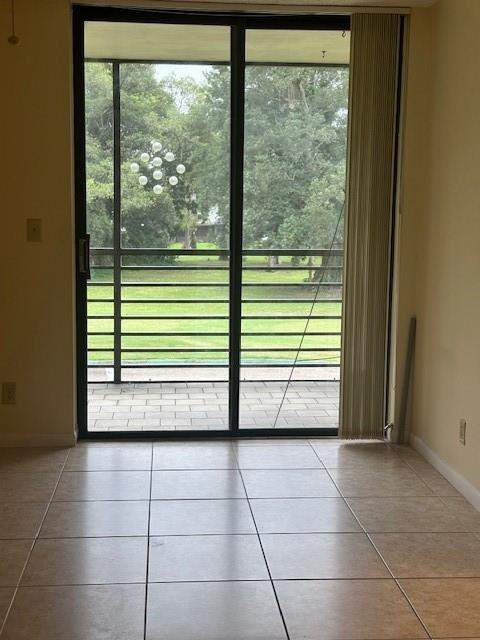 8050 W Mcnab Road #210, Tamarac FL - photo 9 of 22