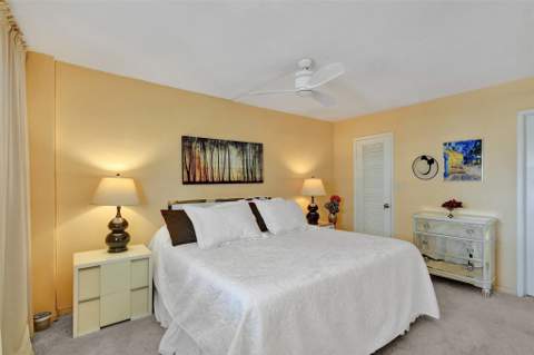 1051 Hillsboro Mile #307e, Hillsboro Beach FL - photo 14 of 31