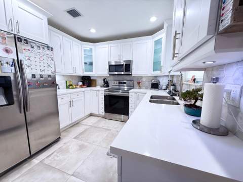 2340 N 58th Terrace, Hollywood FL - photo 7 of 16