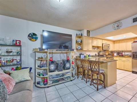 33 Spinning Wheel Lane #33, Tamarac FL - photo 13 of 39