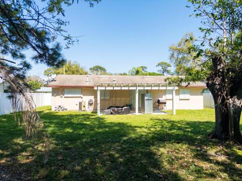 3205 Hibiscus, Fort Pierce FL - photo 12 of 14