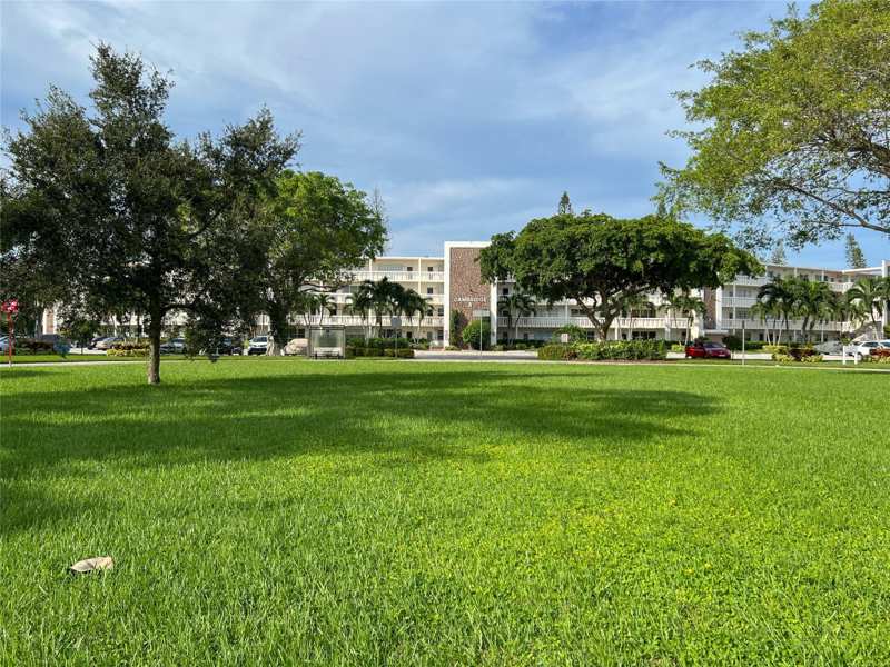 1 bedroom Condominium at 4035 Cambridge B #4035, Century Village Cambridge, Deerfield Beach — photo 1
