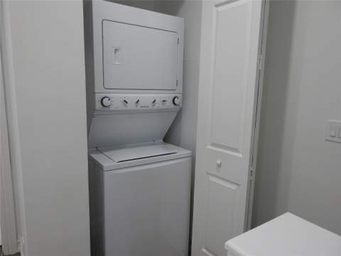 2299 NE 9th Avenue #2299, Wilton Manors FL - photo 16 of 30
