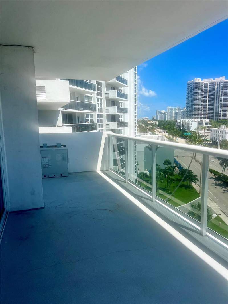 2 bedroom Condominium at 2841 N Ocean Boulevard #802, Vantage View, Fort Lauderdale — photo 3