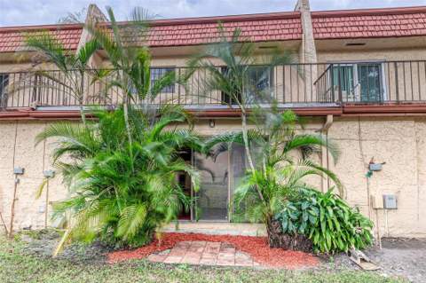 73 Ann Lee Lane, Tamarac FL - photo 20 of 22