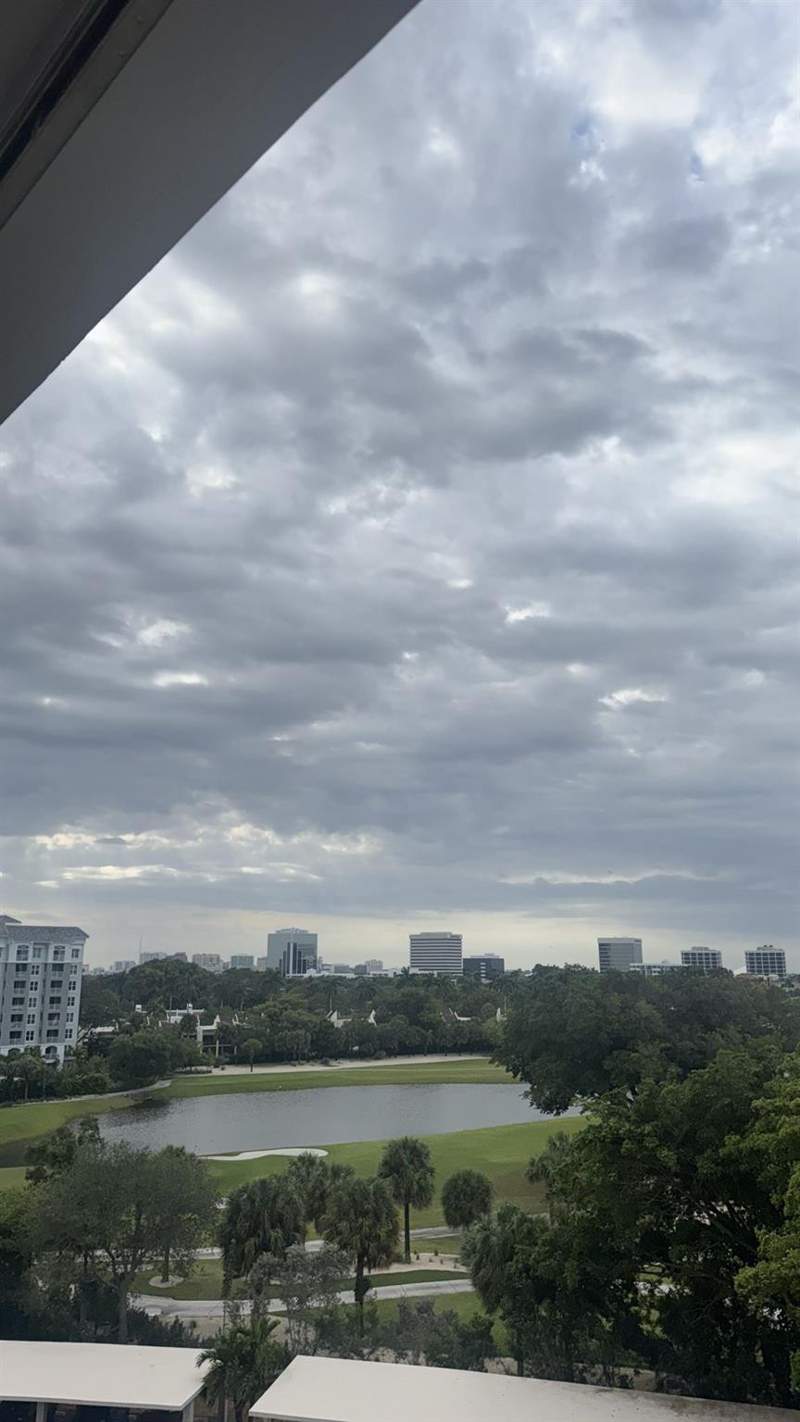 1 bedroom Condominium at 2425 Presidential Way #705, Lands Of The President C, West Palm Beach — photo 5