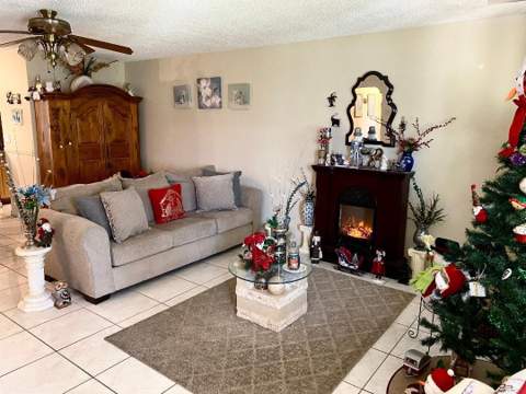 4300 NW 12th Avenue, Deerfield Beach FL - photo 8 of 23