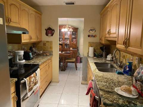 4300 NW 12th Avenue, Deerfield Beach FL - photo 11 of 23