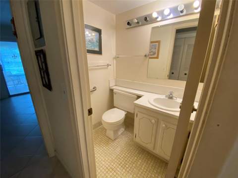 2025 Berkshire B #2025, Deerfield Beach FL - photo 7 of 31