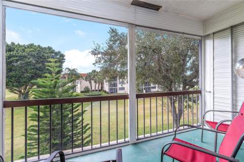 811 S Hollybrook Drive #301, Pembroke Pines FL - photo 15 of 77