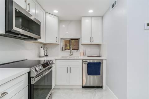 9523 S Hollybrook Lake Drive #102, Pembroke Pines FL - photo 13 of 64