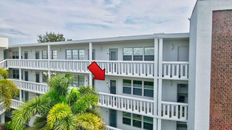 1 bedroom Condominium at 3107 Cambridge #3107, Century Village East, Deerfield Beach — photo 2