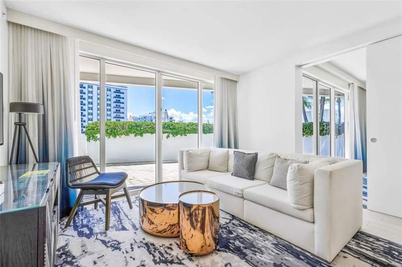 1 bedroom Condominium at 3101 Bayshore Drive #501, W Ft Lauderdale Residence, Fort Lauderdale — photo 2