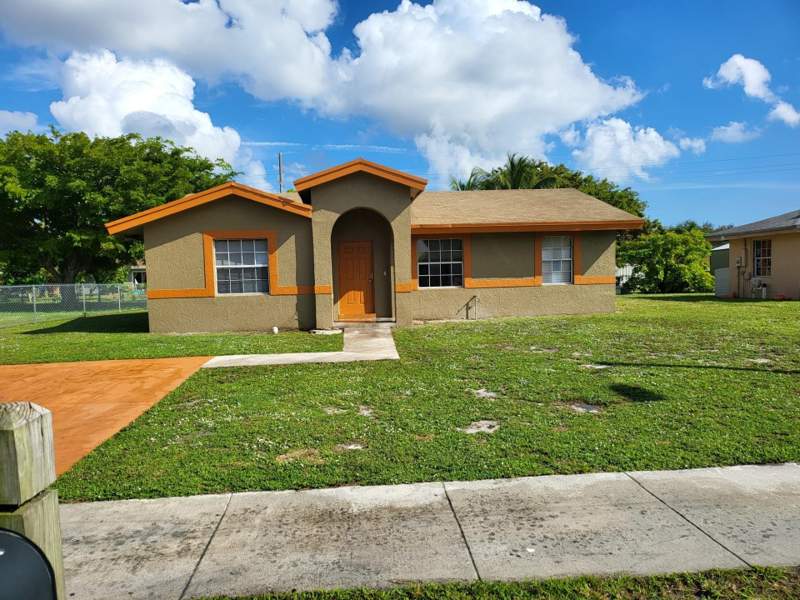 3 bedroom Single Family Residence at 1420 NW 3rd Terrace, Novelty Sub 152-12 B, Pompano Beach — photo 3