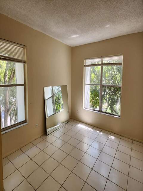 3660 Inverrary Drive #3L, Lauderhill FL - photo 7 of 13