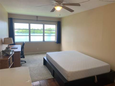 4311 Crystal Lake Drive #314, Deerfield Beach FL - photo 15 of 31
