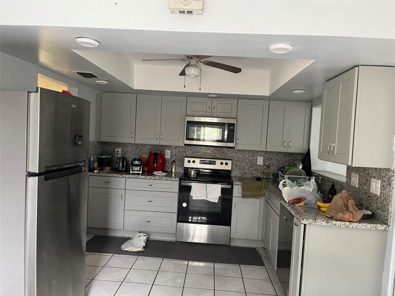 4 bedroom Single Family Residence at 3420 NW 39th Street, Oriole Estates Sec 7 64-1, Lauderdale Lakes — photo 5