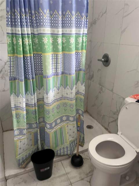 3420 NW 39th Street, Lauderdale Lakes FL - photo 9 of 13
