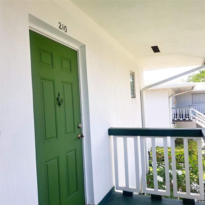 1 bedroom Condominium at 6730 Arbor Drive #210, Third Miramar Condo, Miramar — photo 3