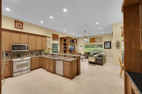 7756 Kingsley Palm Terrace, Lake Worth FL - photo 6 of 50