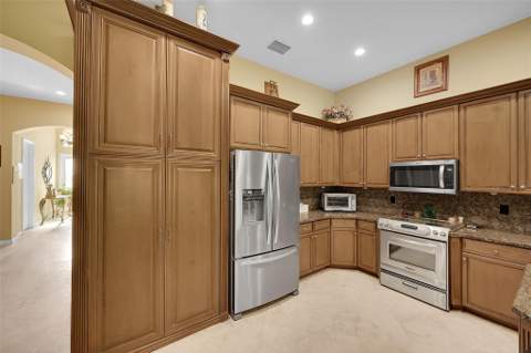 7756 Kingsley Palm Terrace, Lake Worth FL - photo 9 of 50